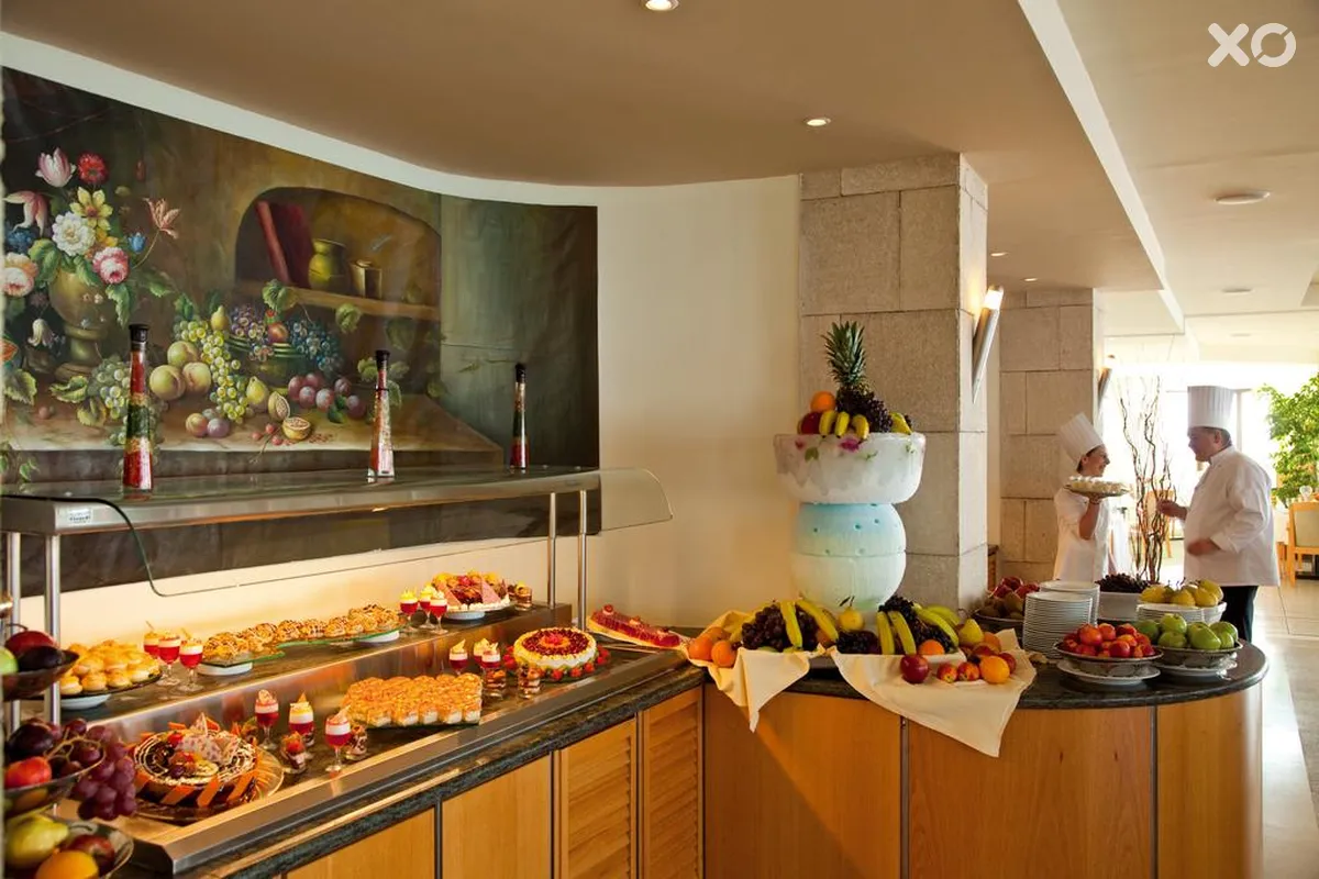 Rhodes Bay Hotel & Spa