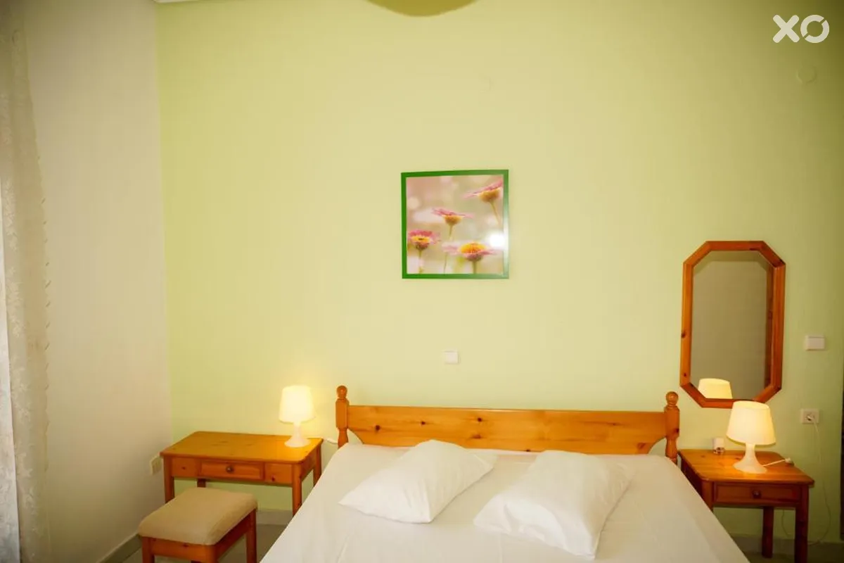 Irida Rooms