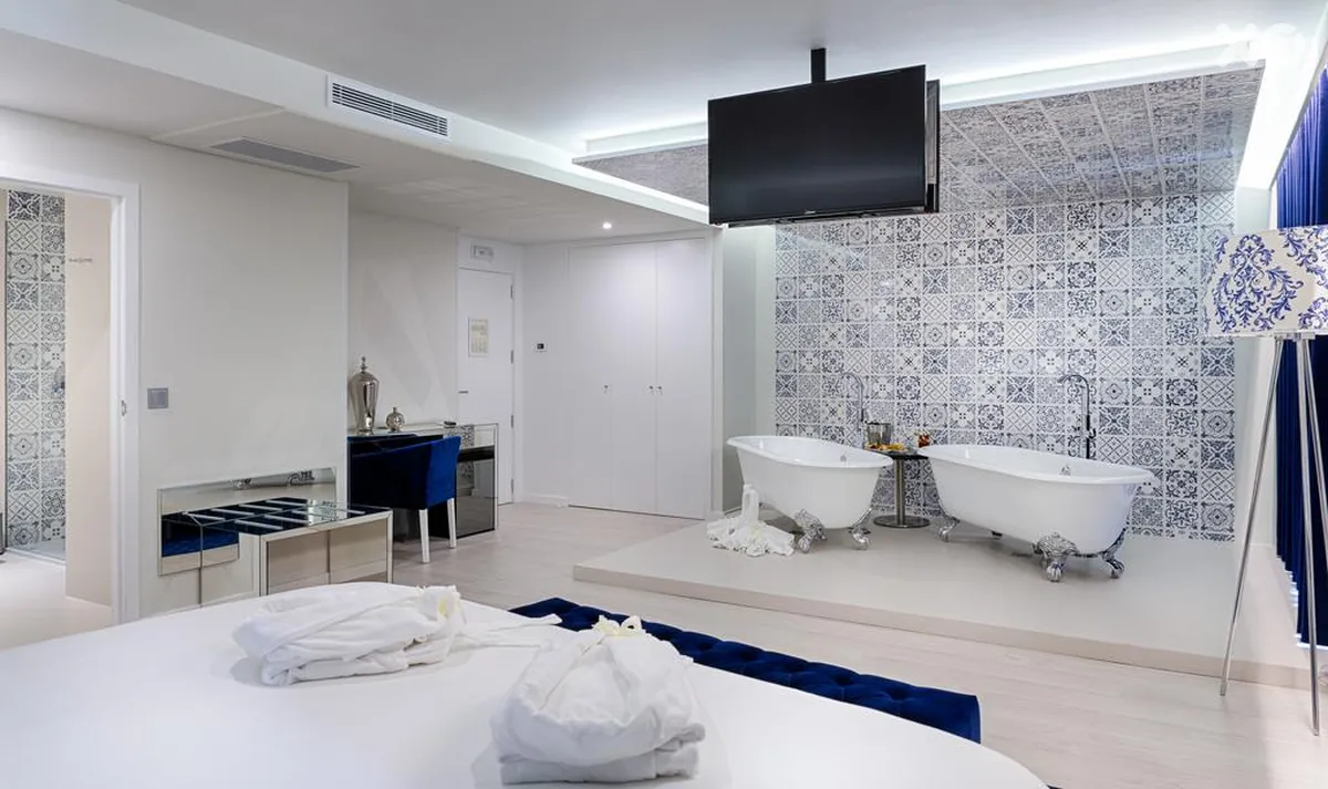 Cristal Porto Hotel