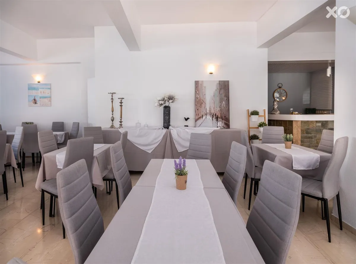 Pasiphae Hotel