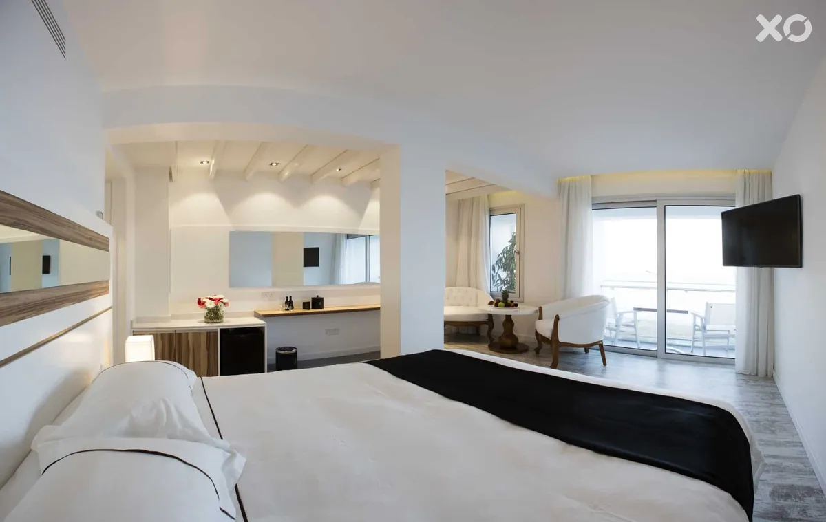 The Ciao Stelio Deluxe Hotel