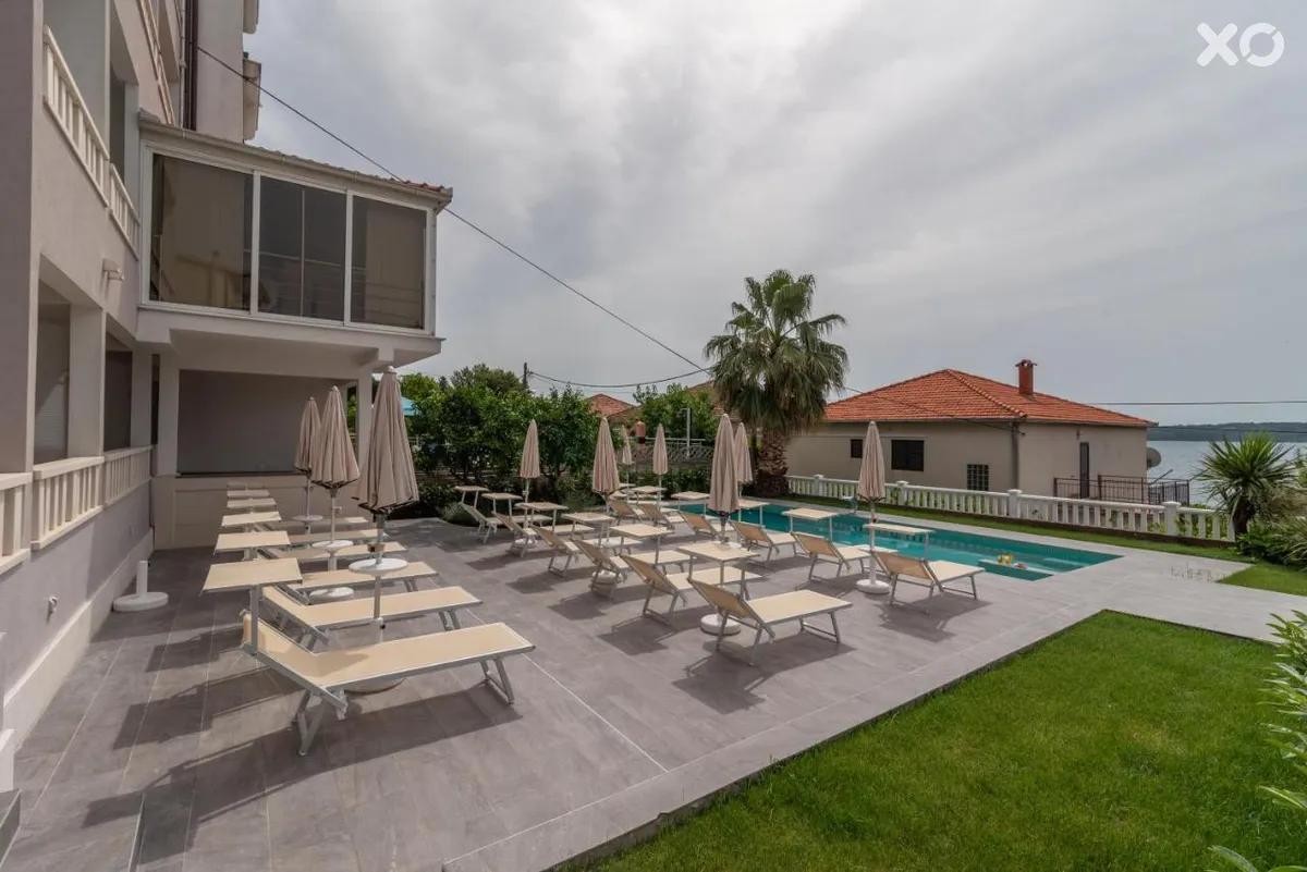 Ana Trogir Villa