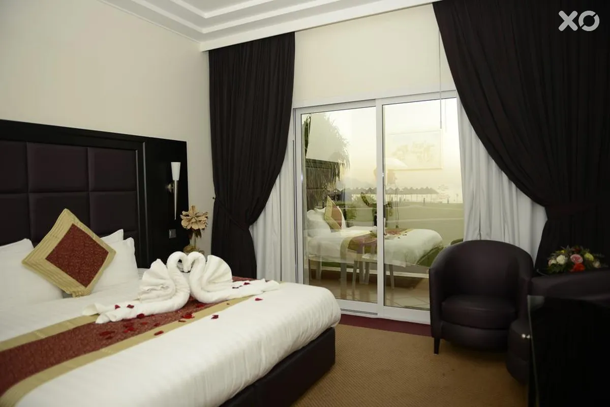 Royal Beach Hotel & Resort