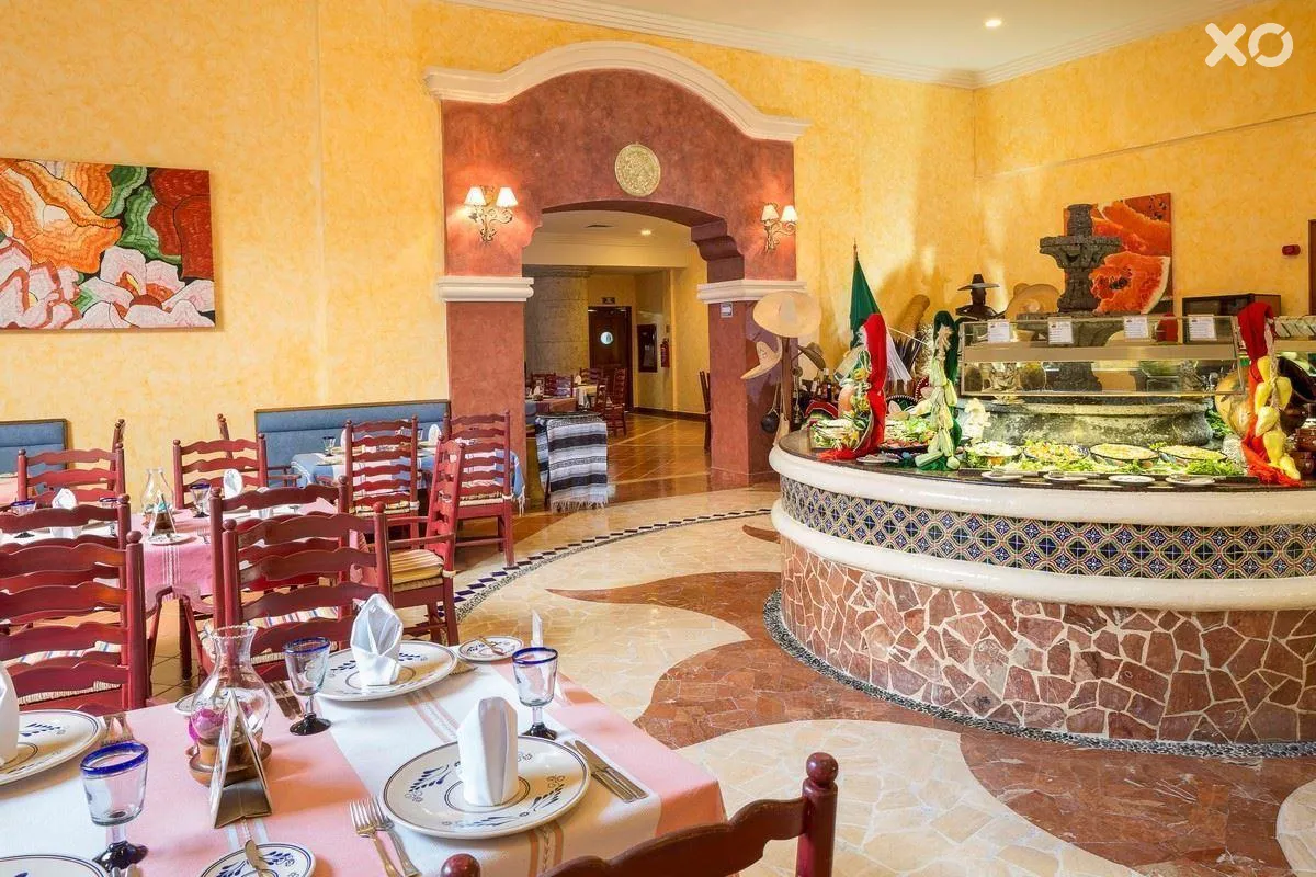 Grand Palladium Colonial Resort & Spa
