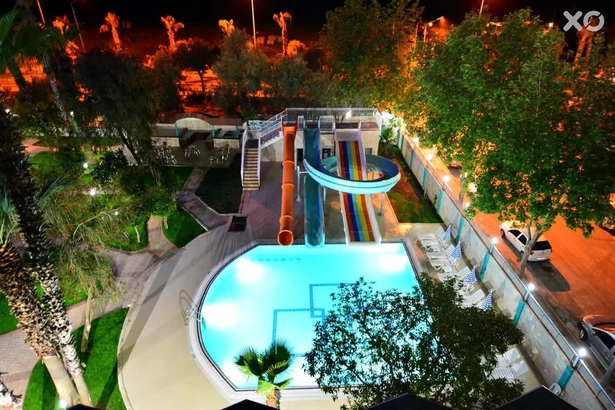 Ananas Hotel