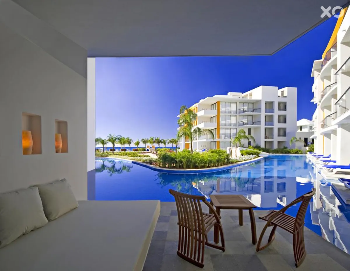 Secrets Aura Cozumel