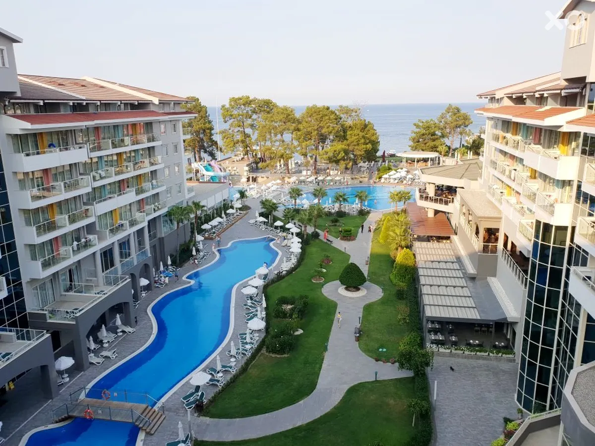 Akra Kemer