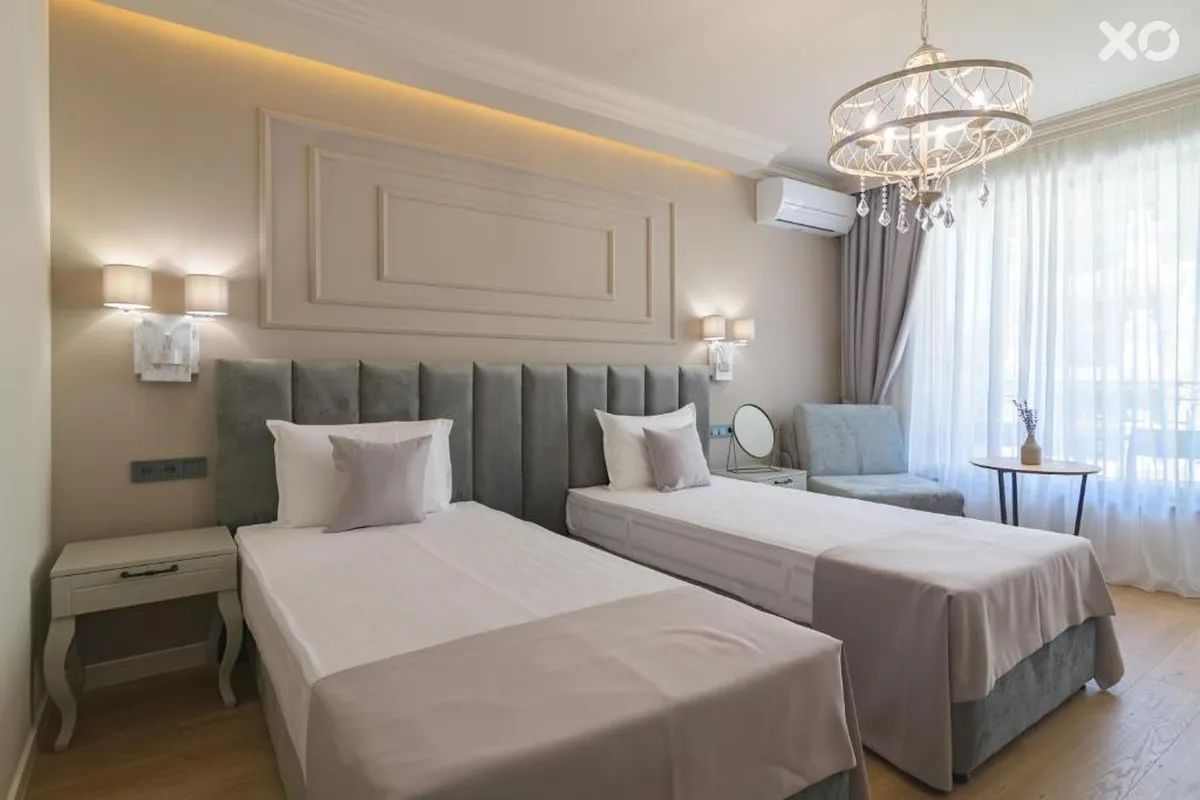 Aquamarine Hotel