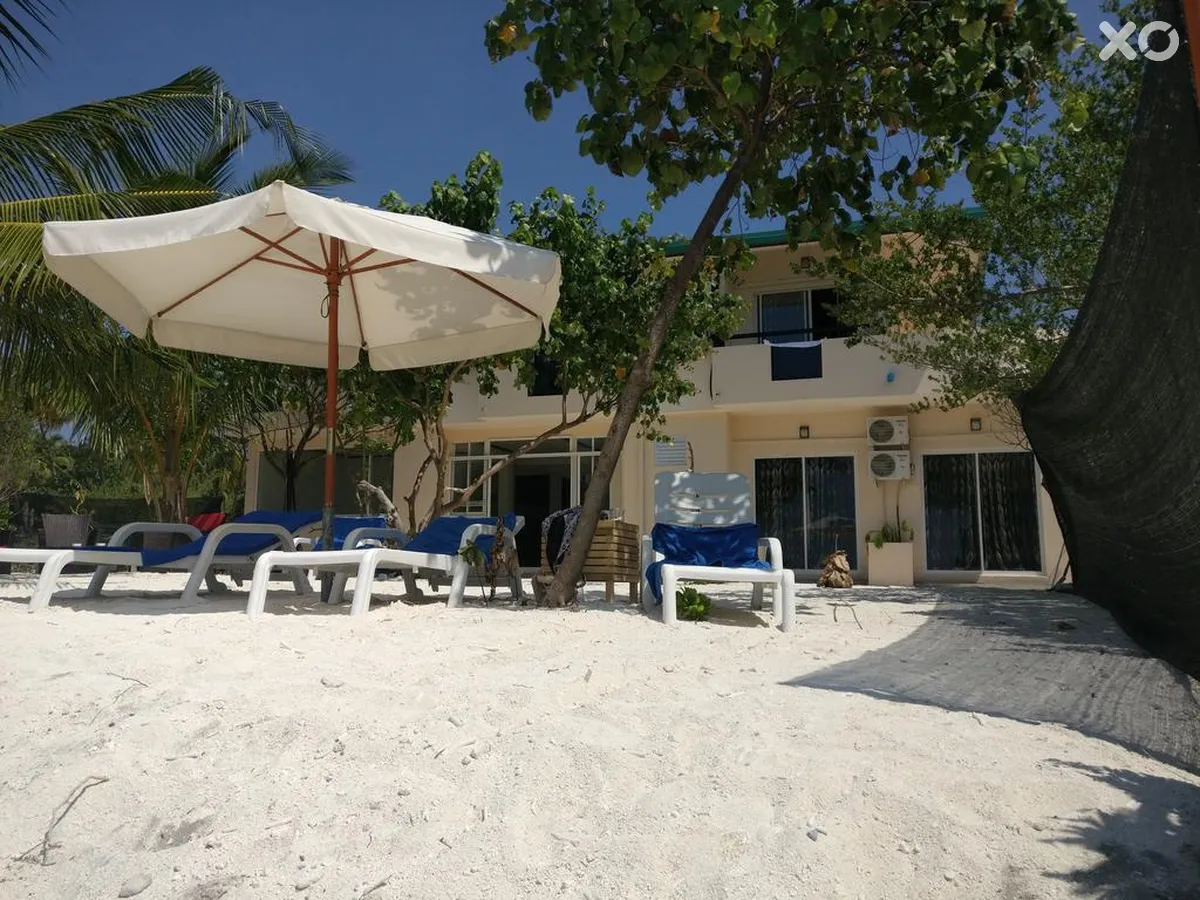 Crown Beach Hotel
