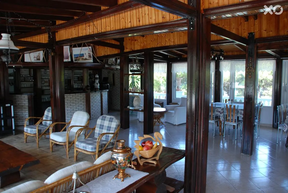 Diaporos Hotel