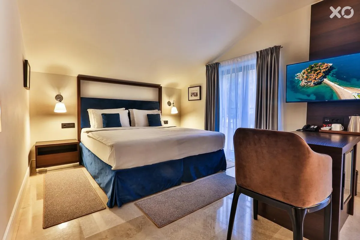 California Hotel