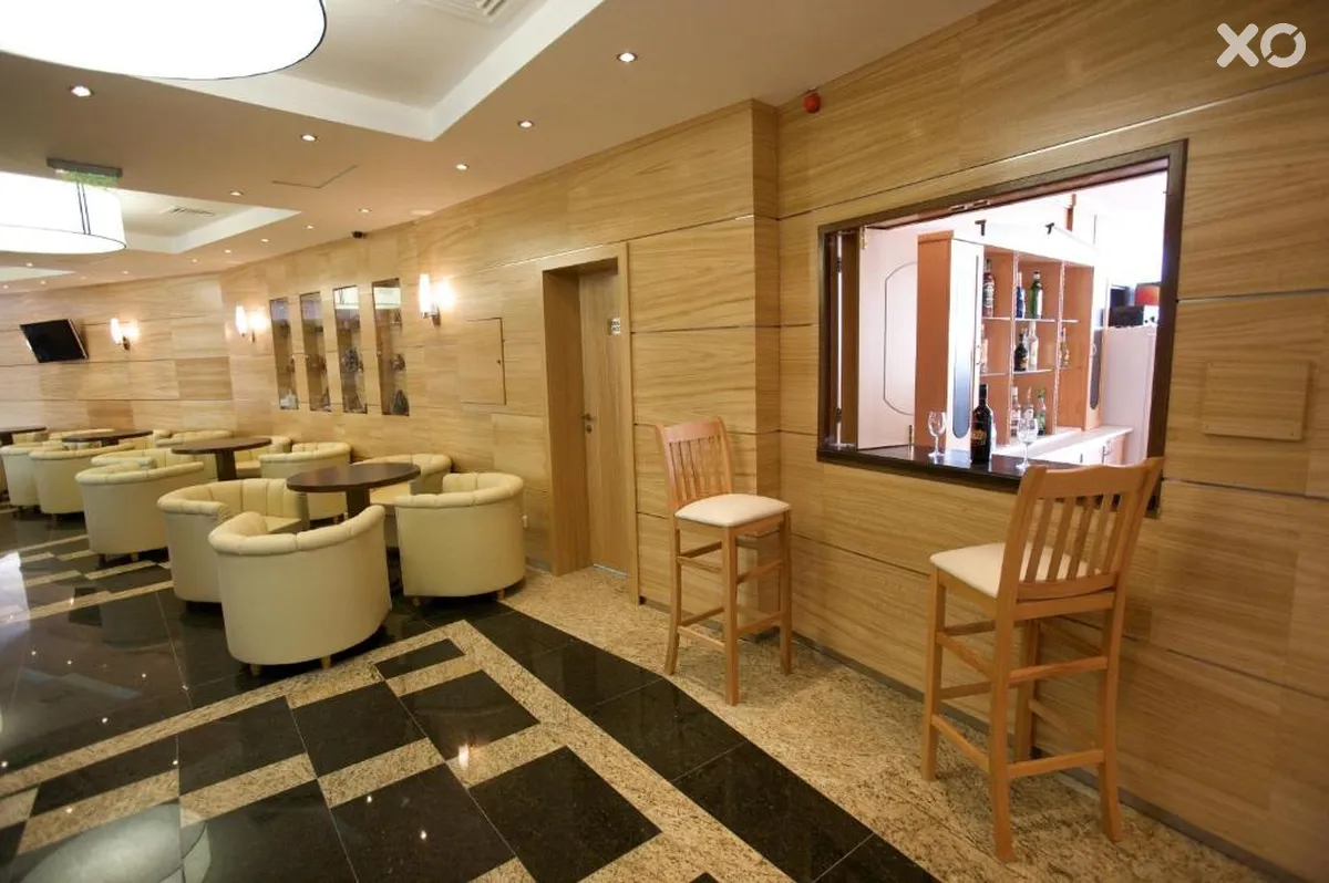Sea Breeze Hotel