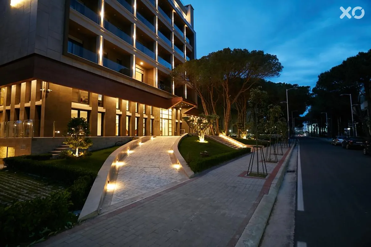 Eter Hotel