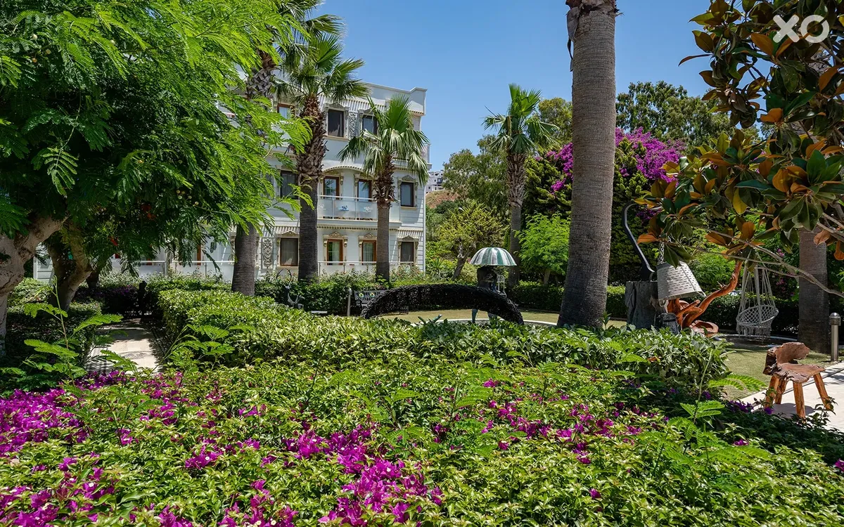 Golden Beach Resort & Spa