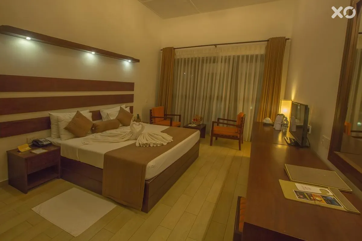Avenra Beach Hotel