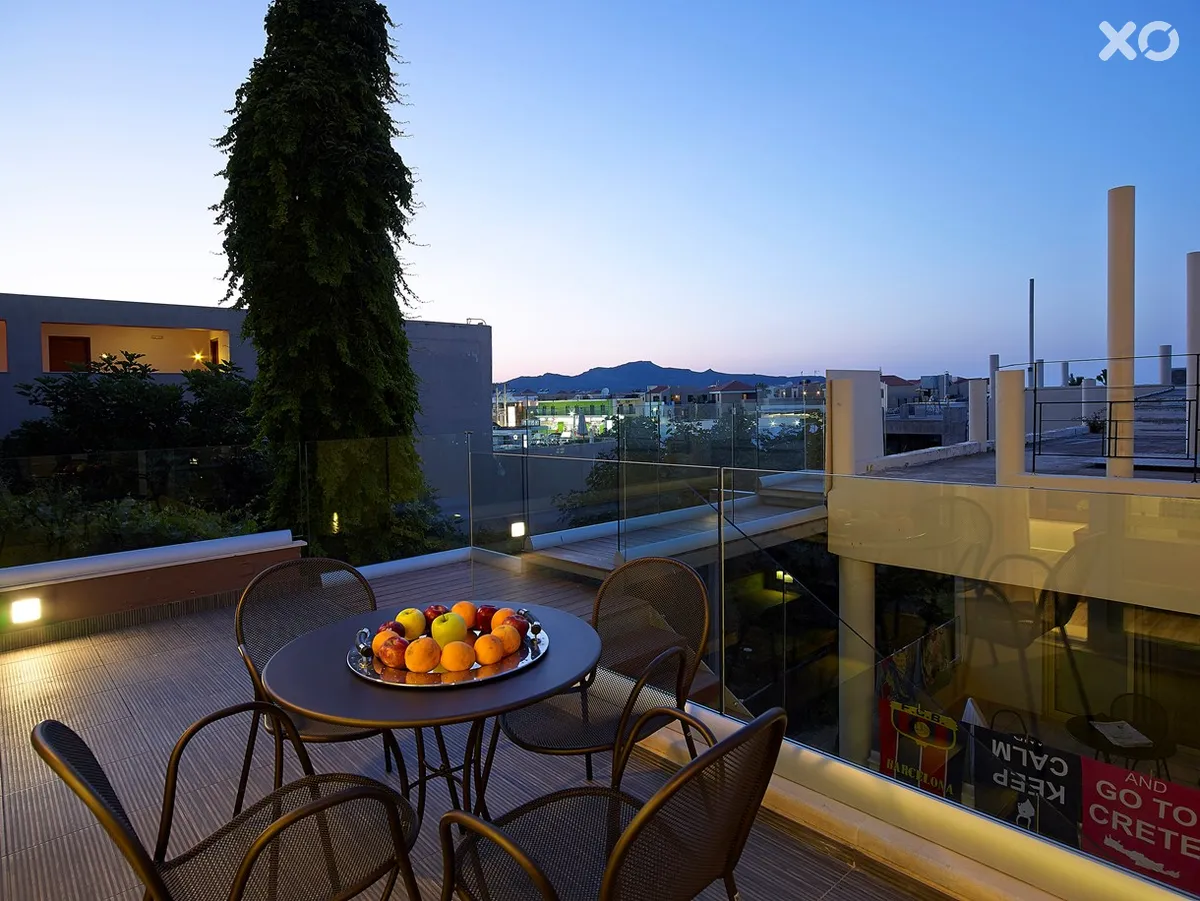 Elotis Suites Hotel