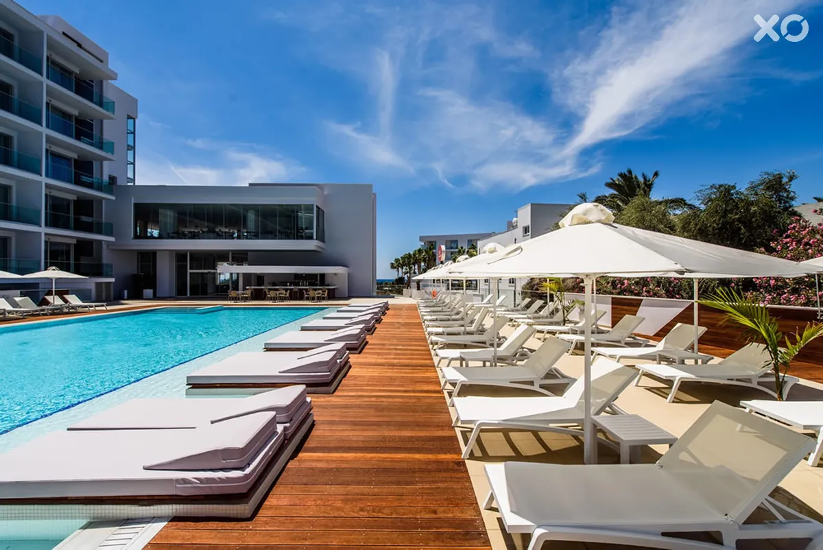 Eleana Hotel