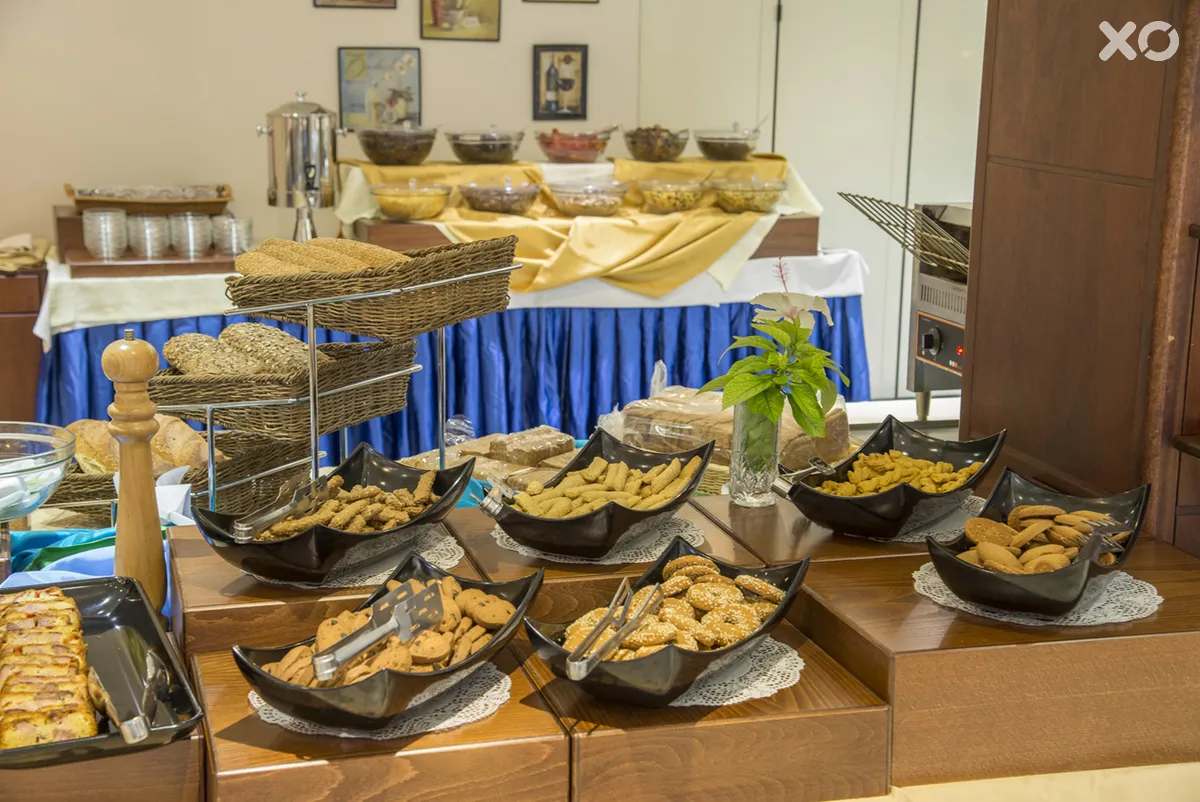 Manousos City Hotel