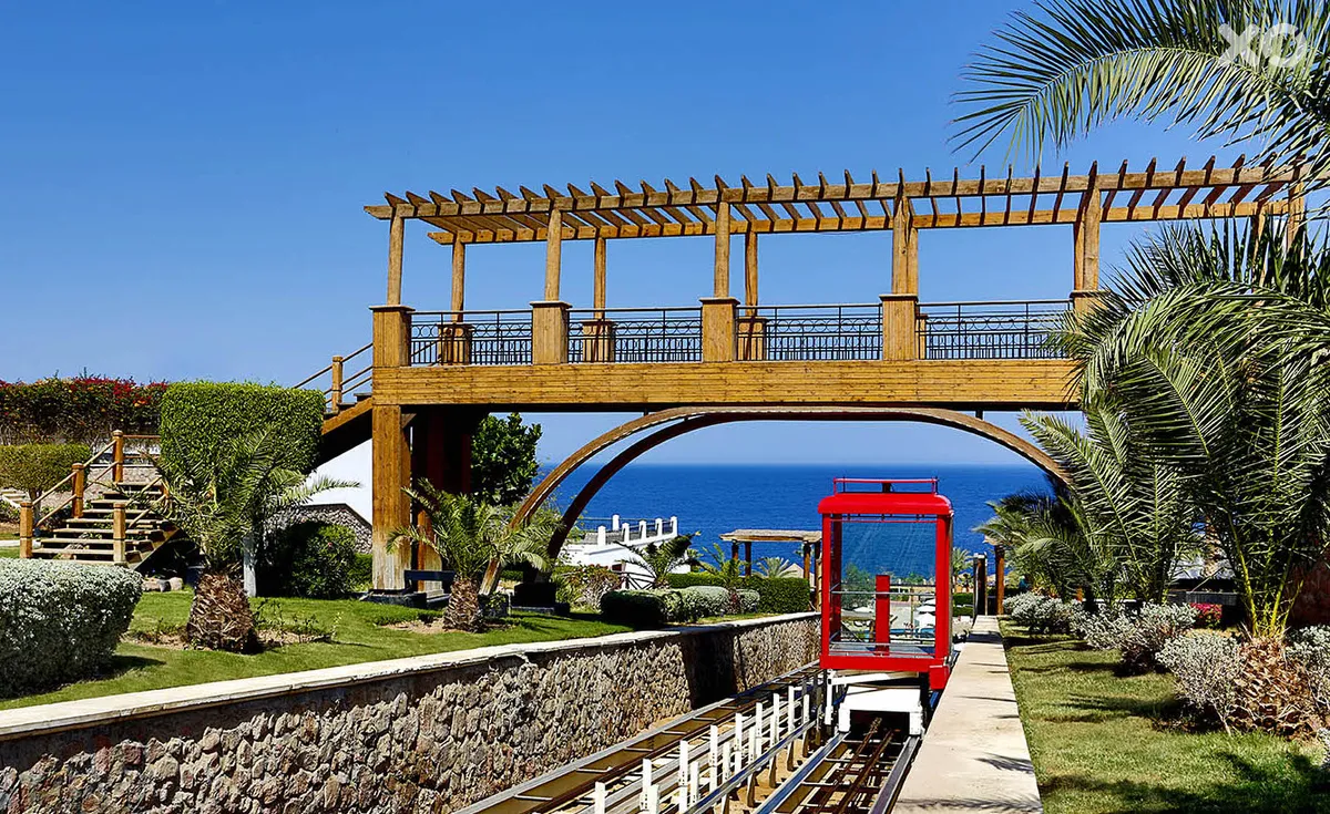 Safir Sharm Waterfalls Hotel