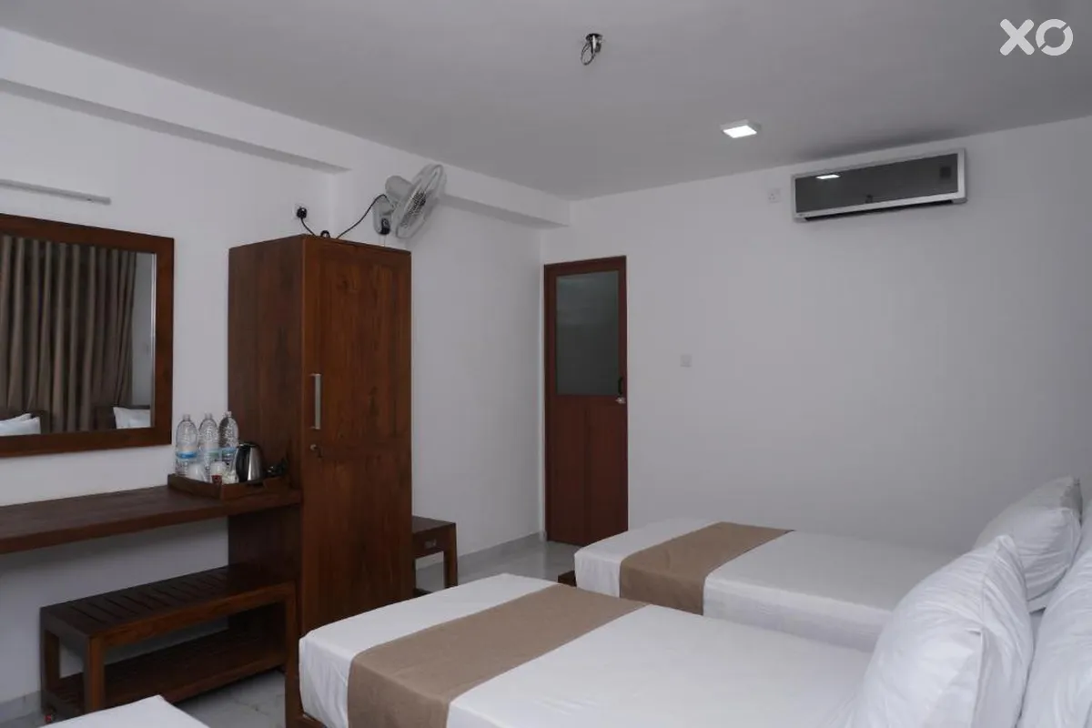 Surf Una Beach Hotel
