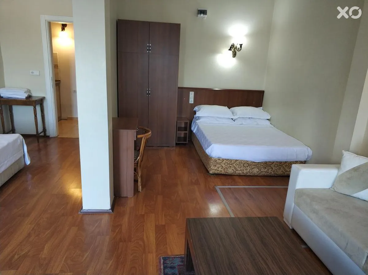 Hali Hotel