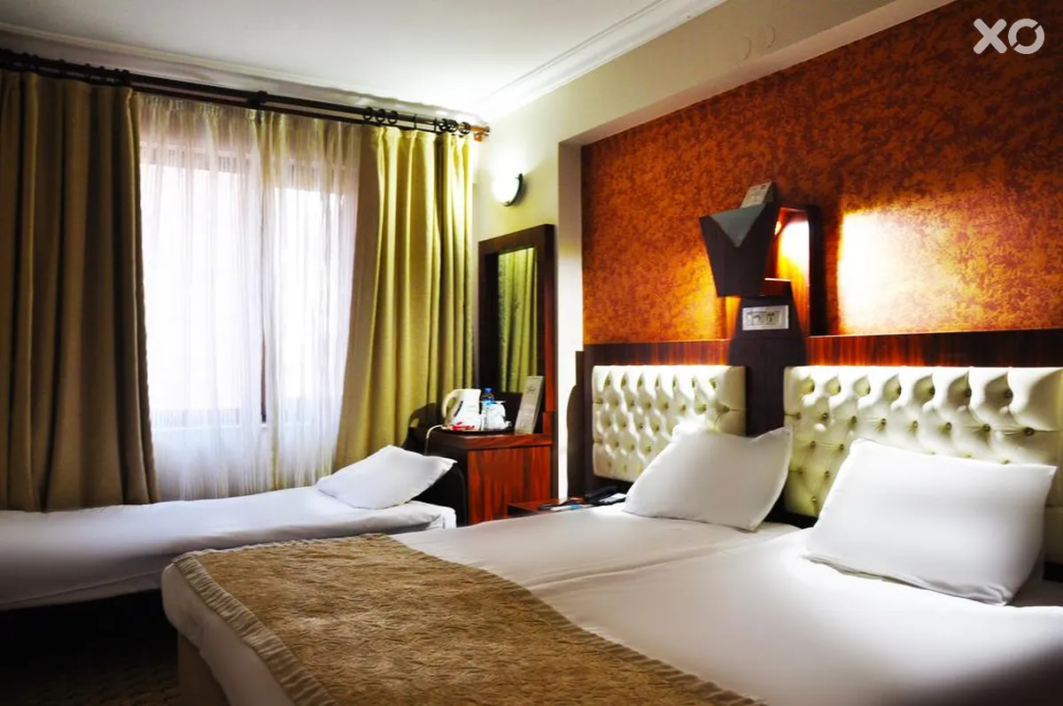 Elan Hotel