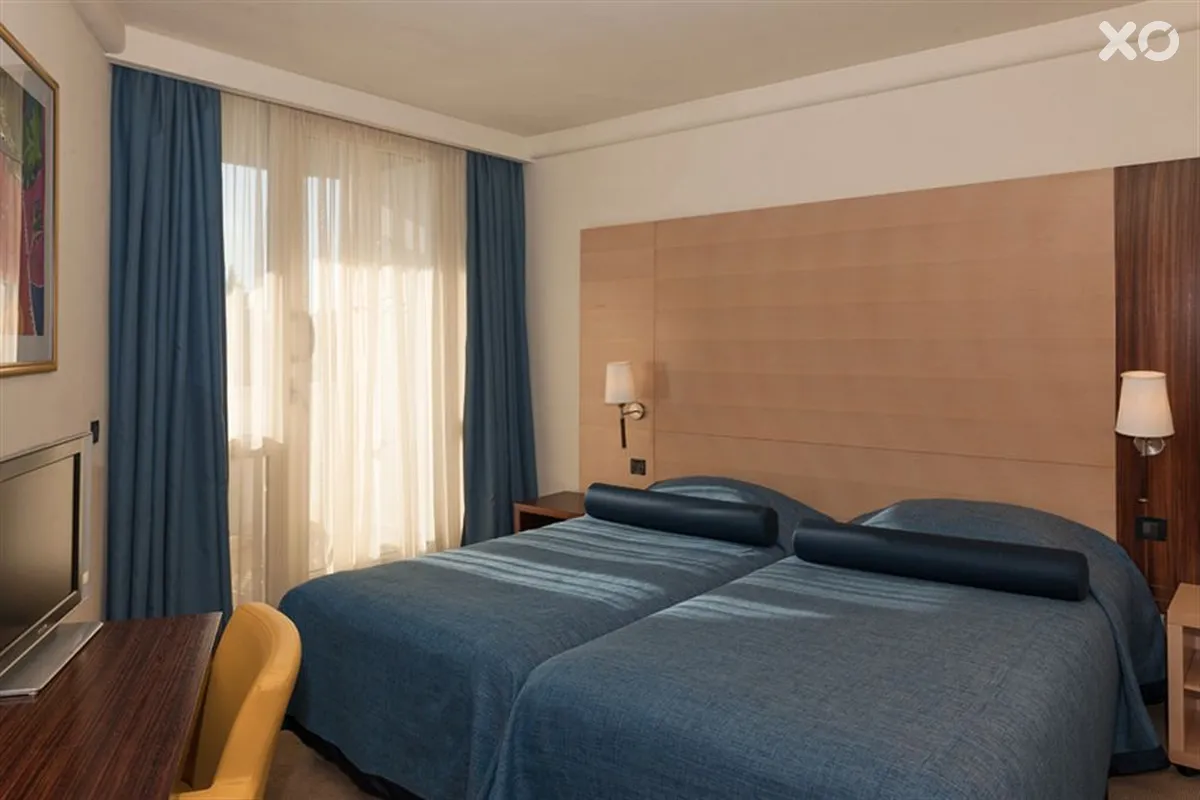 Eden Hotel