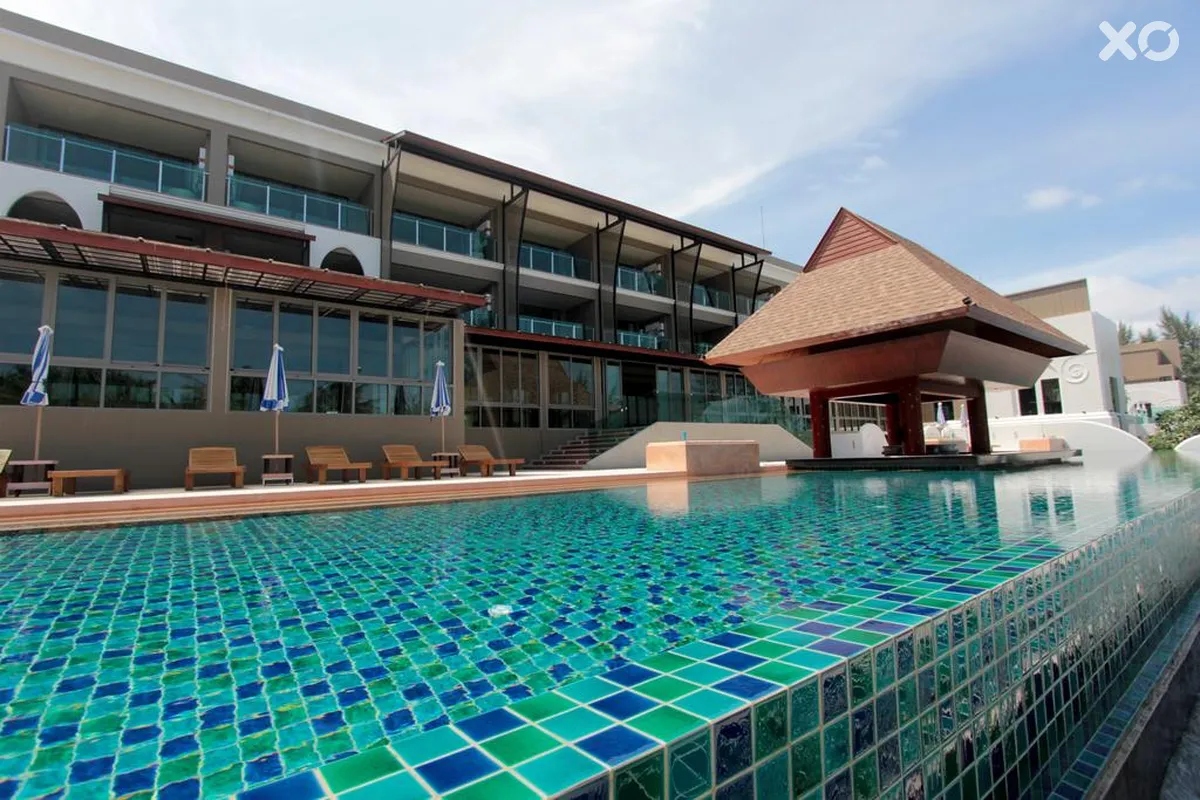 Maikhao Palm Beach Resort