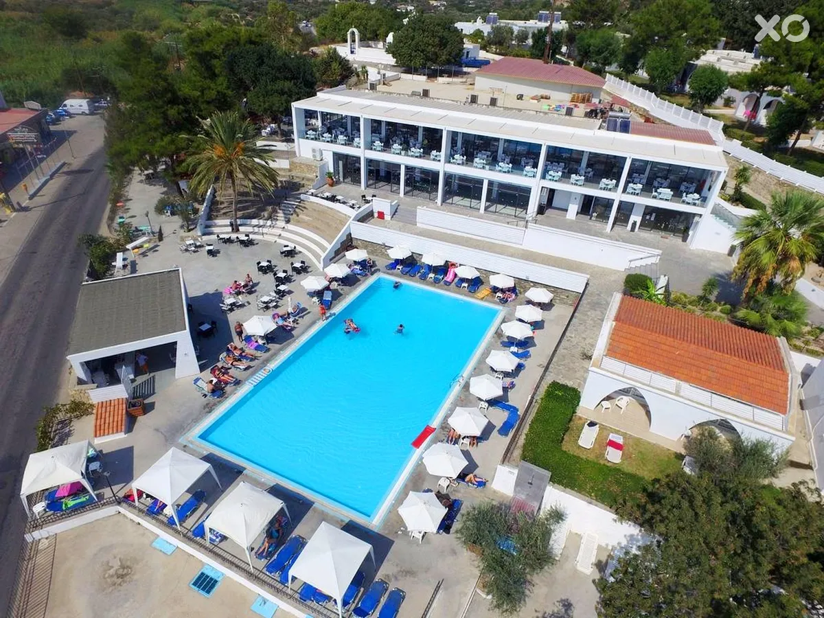 Ellia Hotel