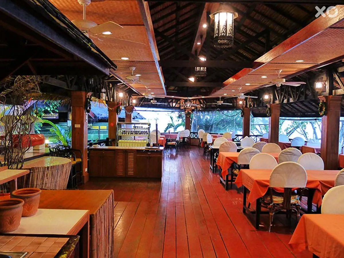 Sunset Village Beach Resort
