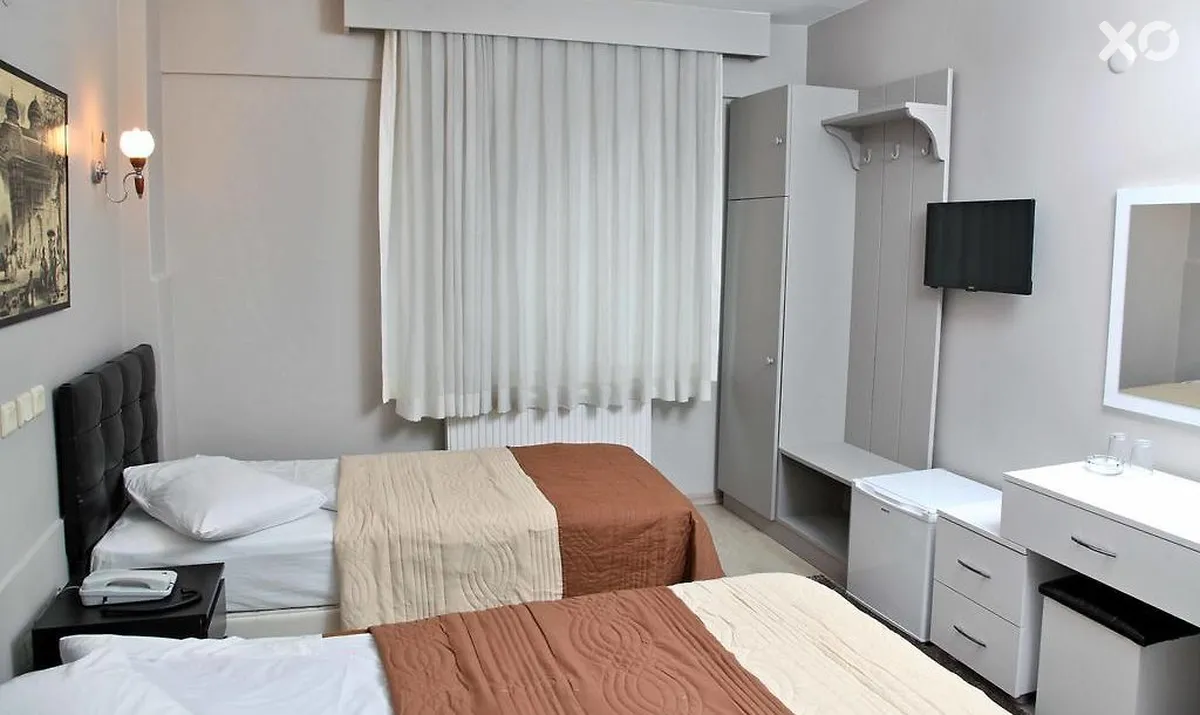 Tanin Hotel