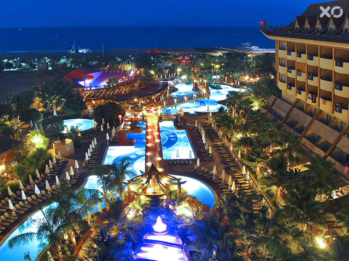 Royal Dragon Hotel
