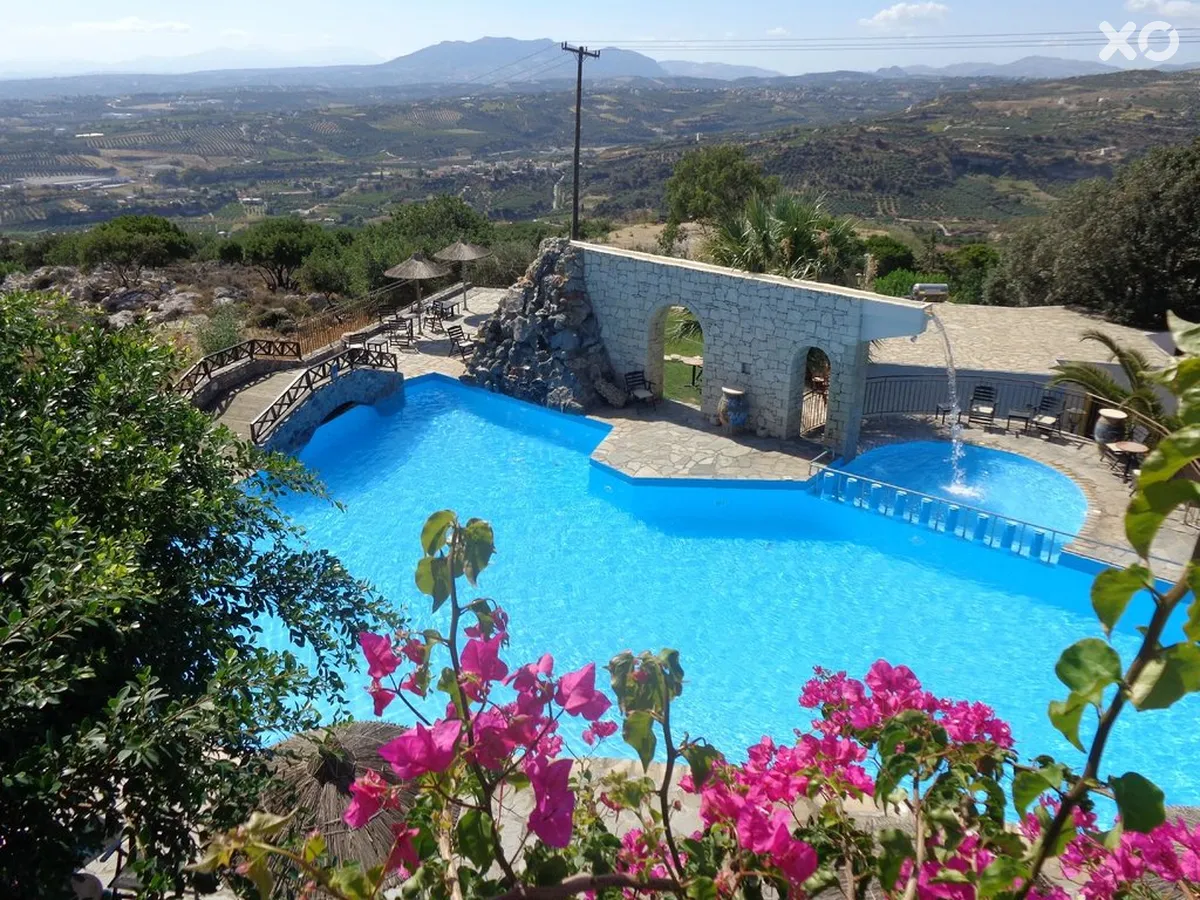Arolithos Traditional Cretan Village