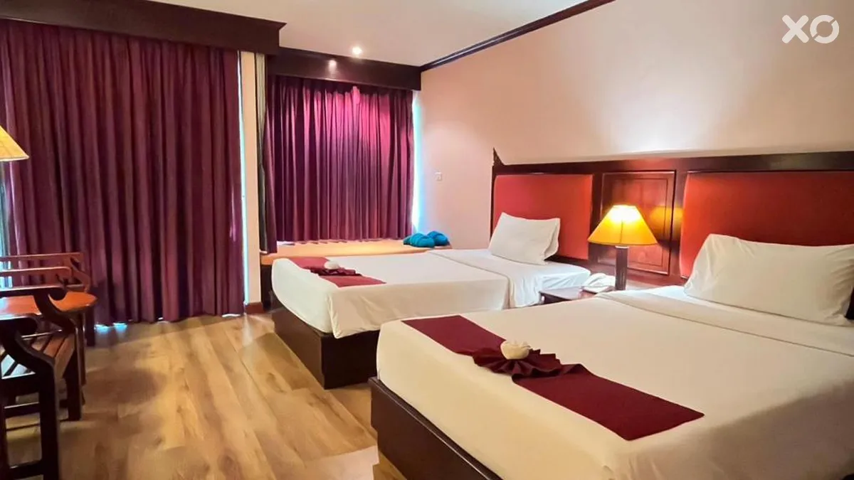 B Buri Hotel