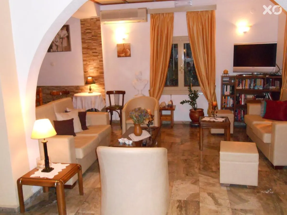 Voula Hotel & Apartments