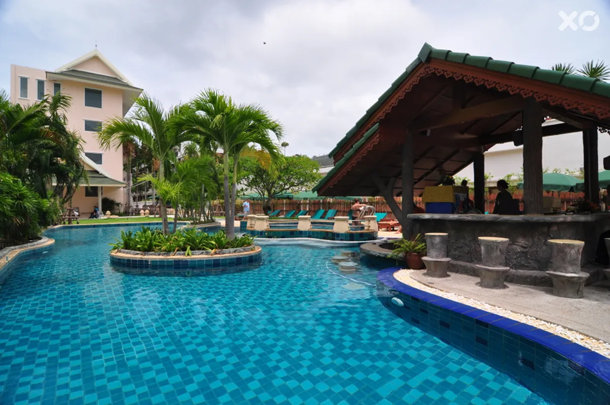 Baan Karonburi Resort
