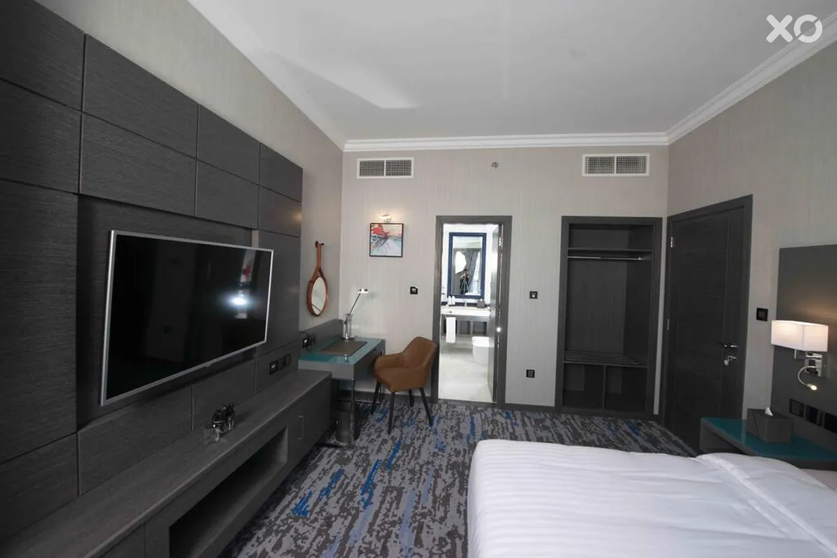 Edge Creekside Hotel