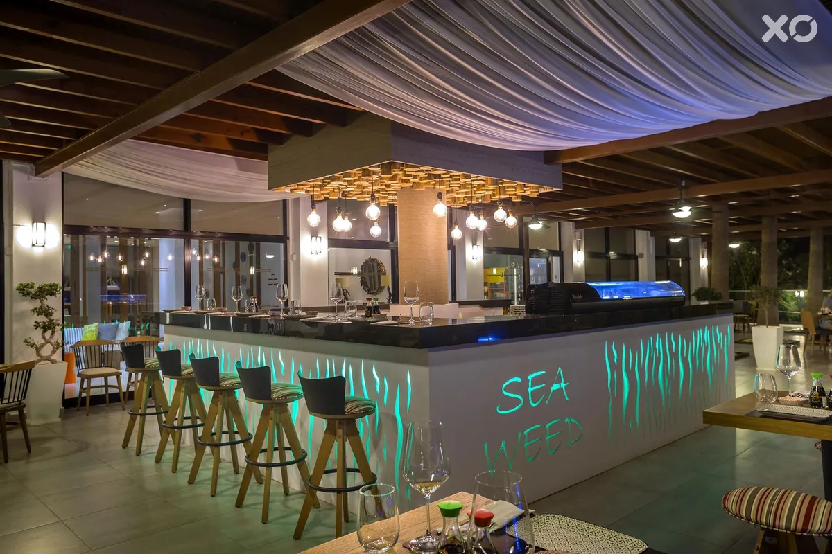 Cavo Maris Beach Hotel