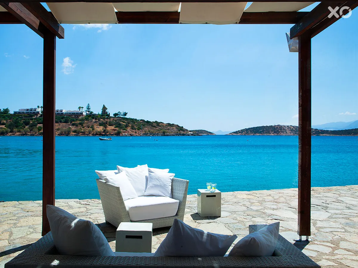 Minos Beach Art Hotel