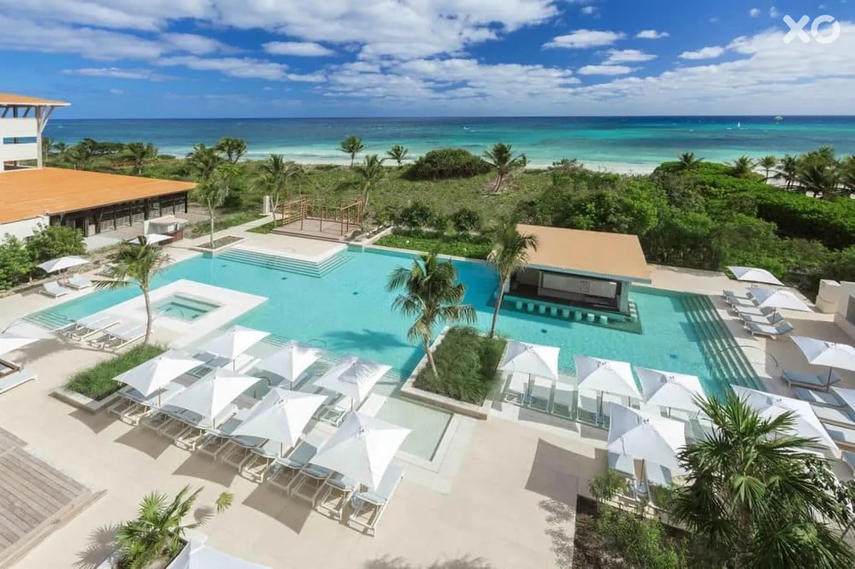 Unico 20°N 87°W Riviera Maya