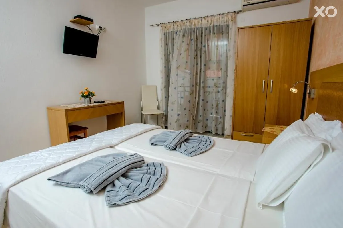 Maik Apartments