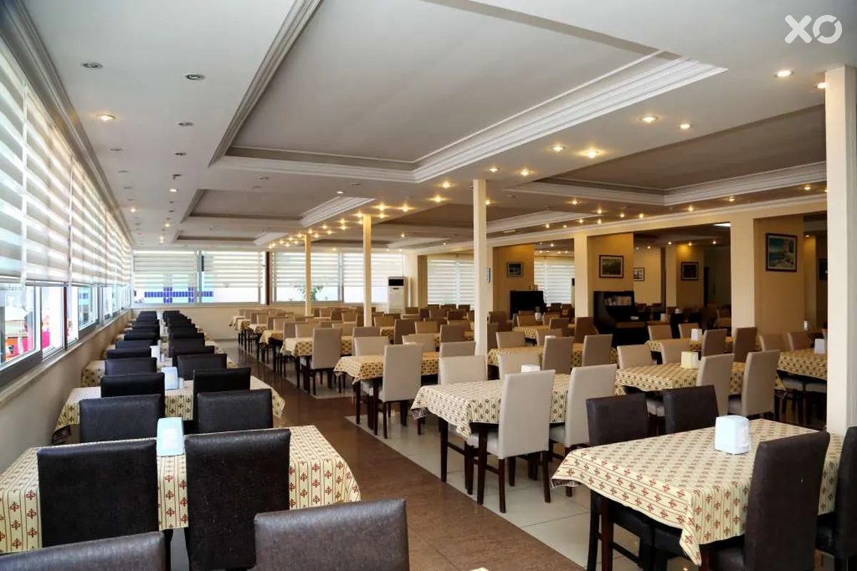 Club Bayar Beach Hotel