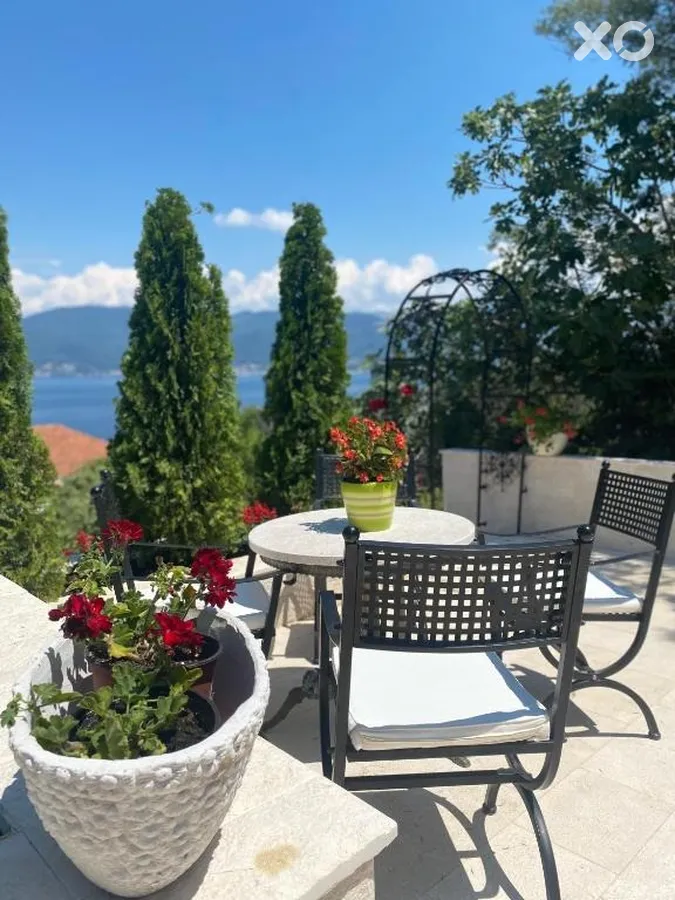 Mare Villa