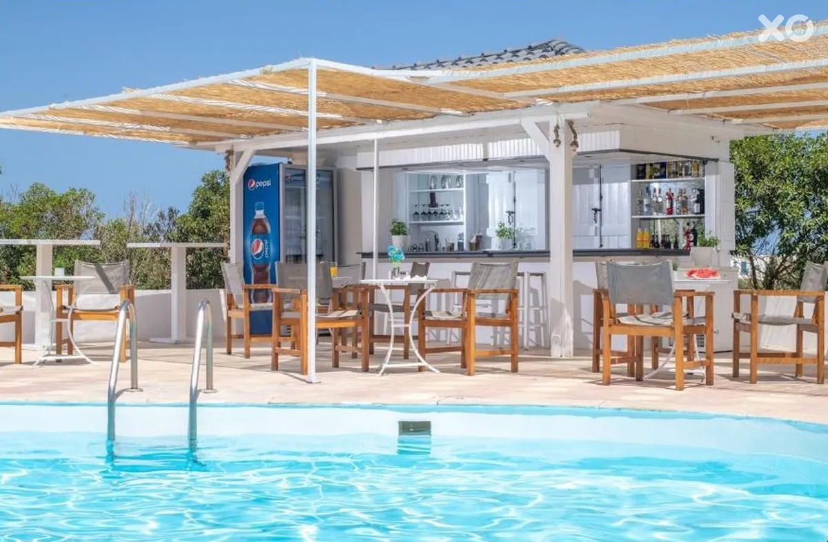 Anemos Inn