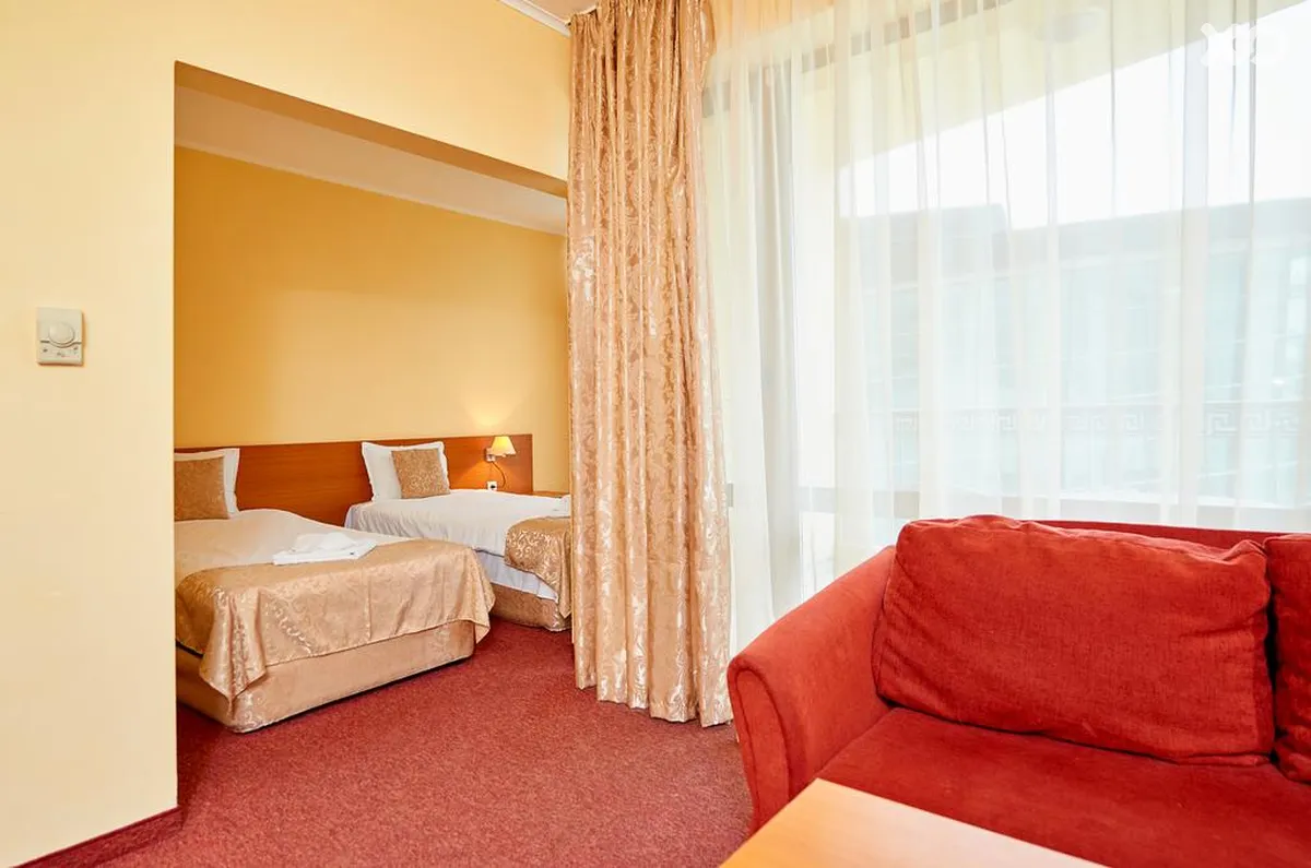Paradise Pomorie Hotel