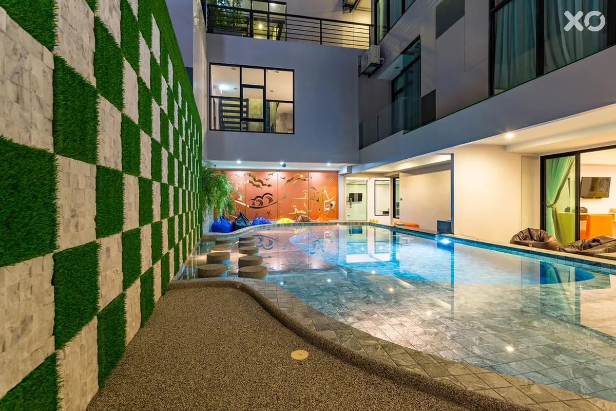 OneLoft Hotel