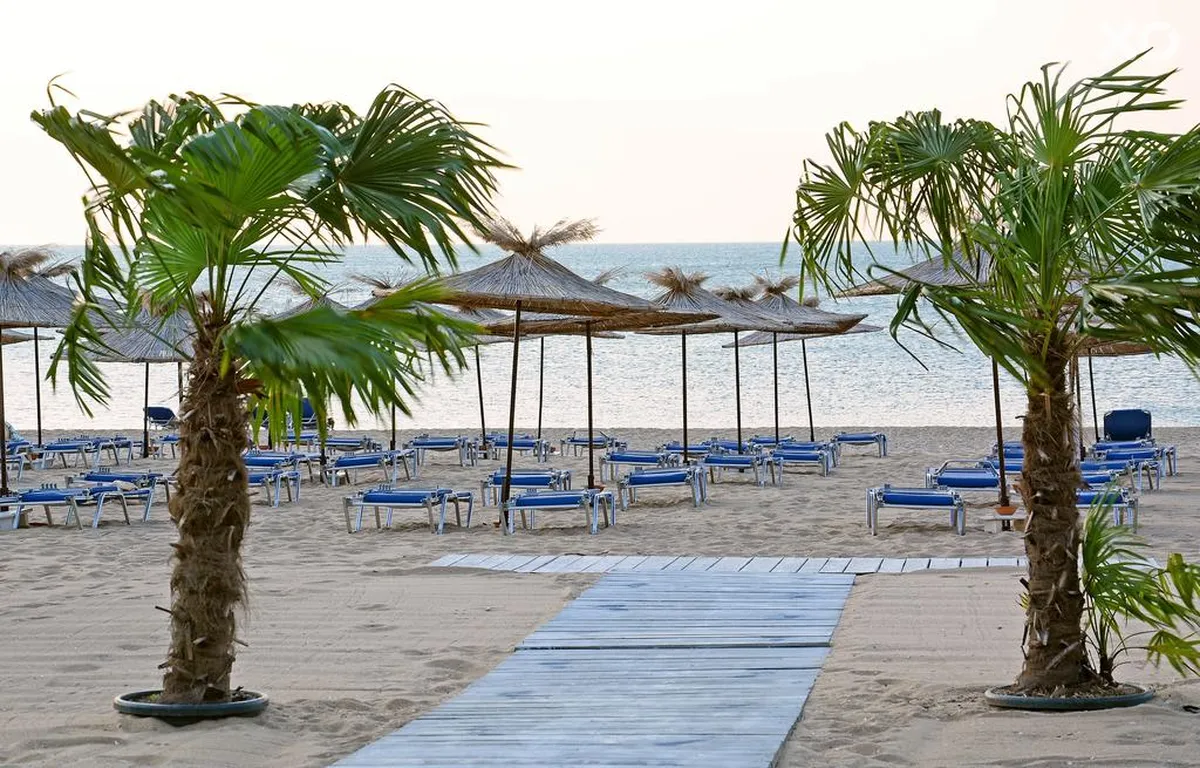 Berlin Golden Beach