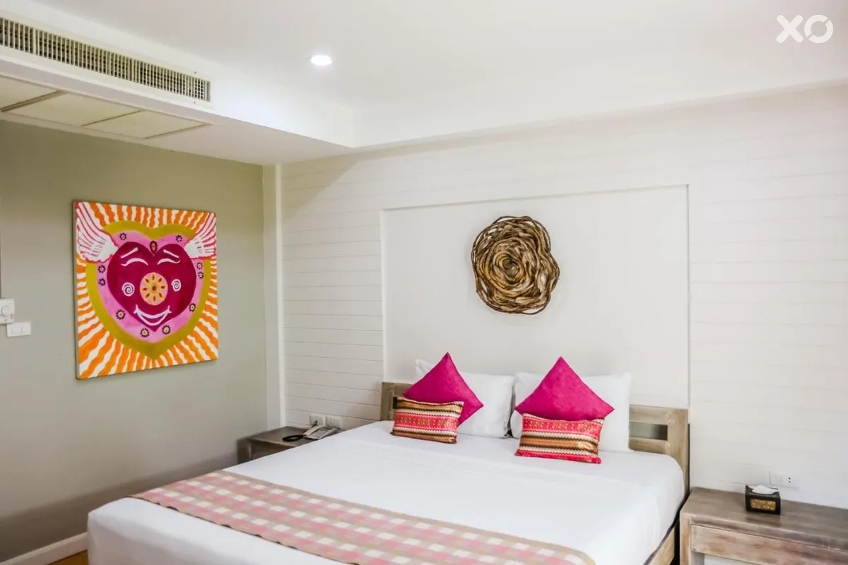 Ark Bar Beach Resort