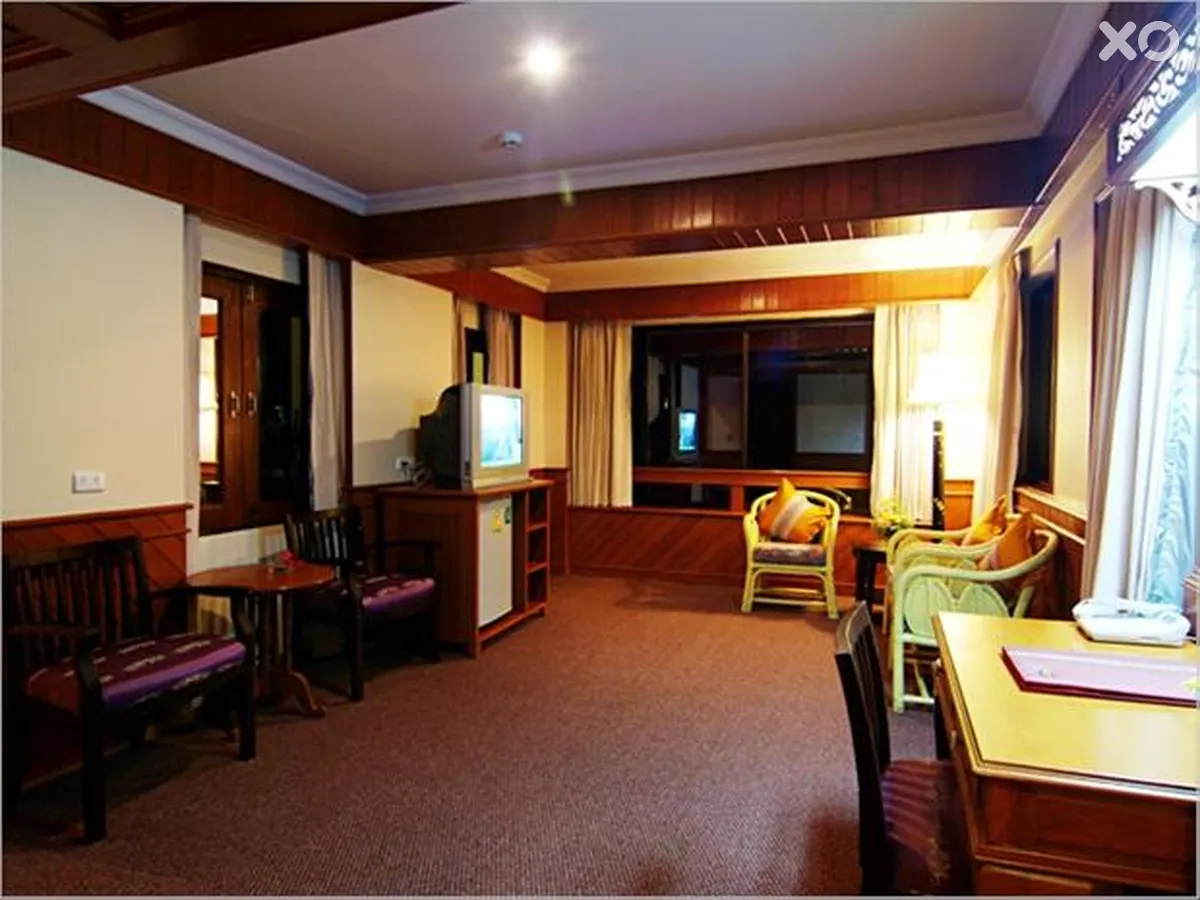 Phi Phi Island Cabana Hotel