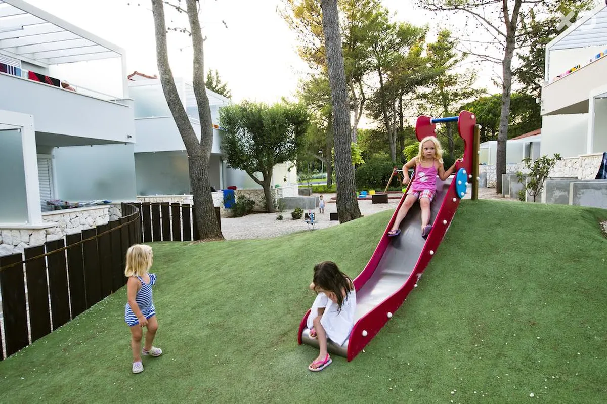 Zaton Holiday Resort